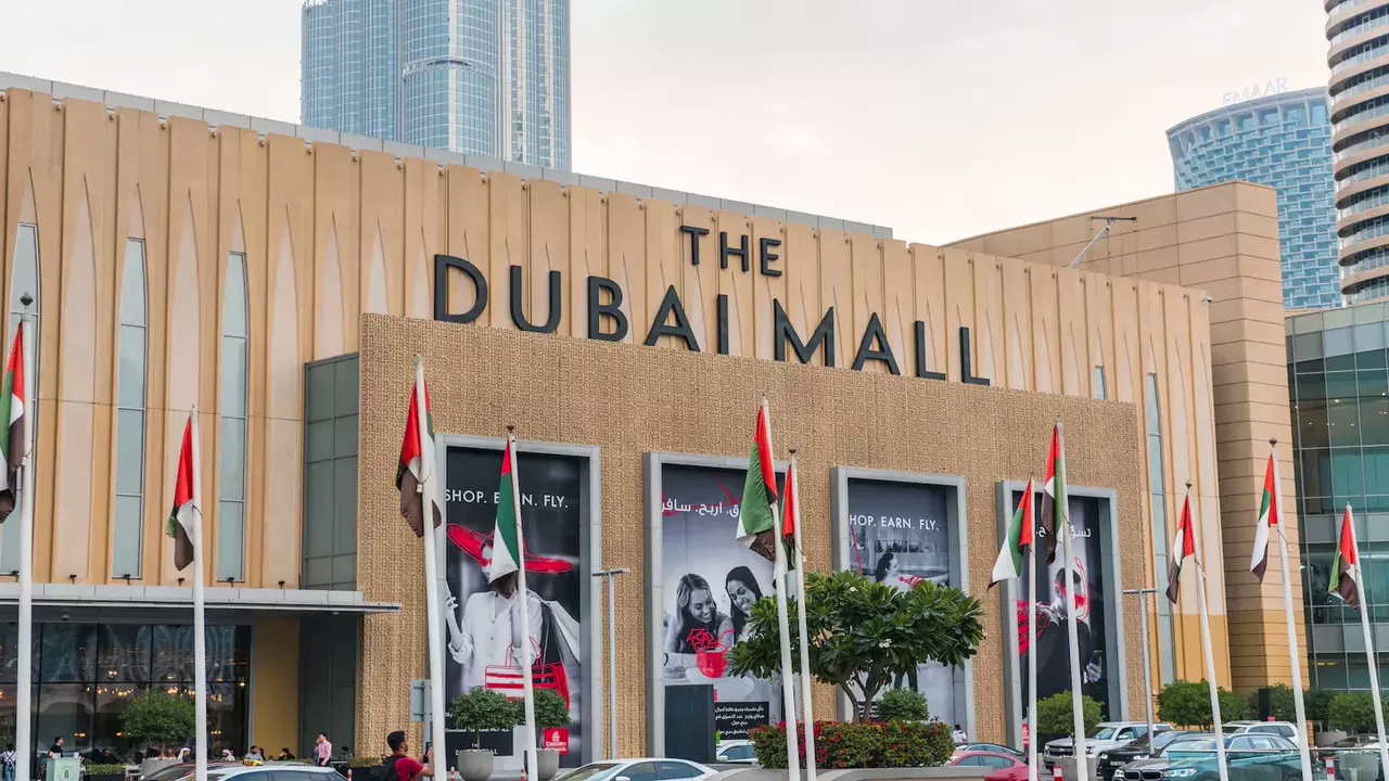 AED 100 gift card